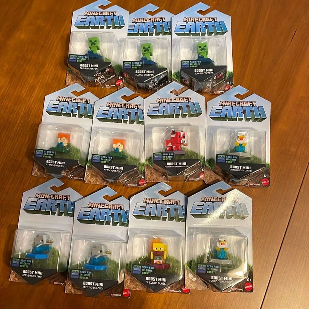 NEW 11 Minecraft Earth Game Boost Mini figures MOJANG Creeper, Mooshroom, Alex,